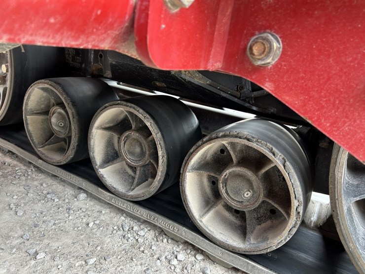 2013-case-ih-steiger-550-image-52