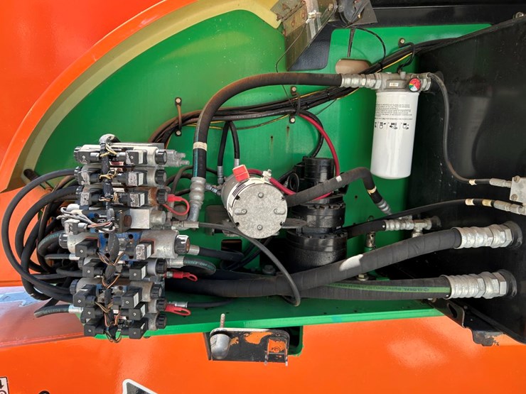 2008-jlg-800a-image-61