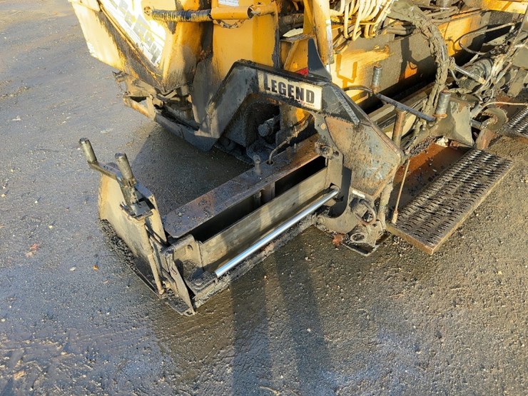 2006-leeboy-l1000t-tracked-asphalt-paver-image-12