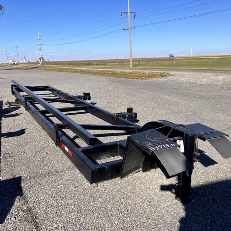 #114578 • 26' HEAD CART "AS IS" MISSING 4 TIRES NO HITCH