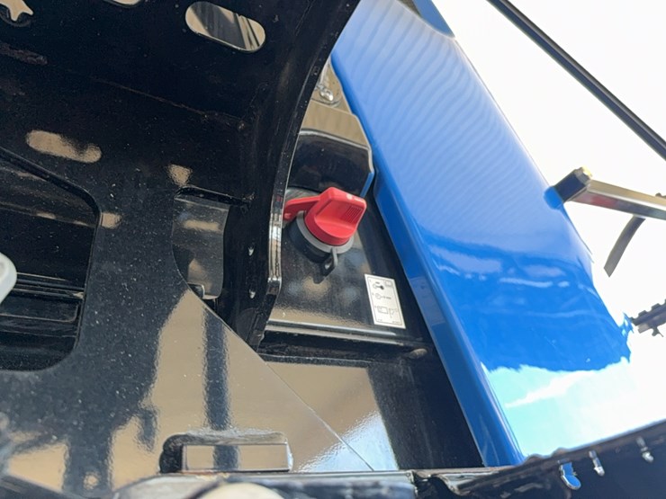 2023-new-holland-sp.310f-image-193