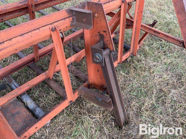 farmhand-hay-sweep-image-19