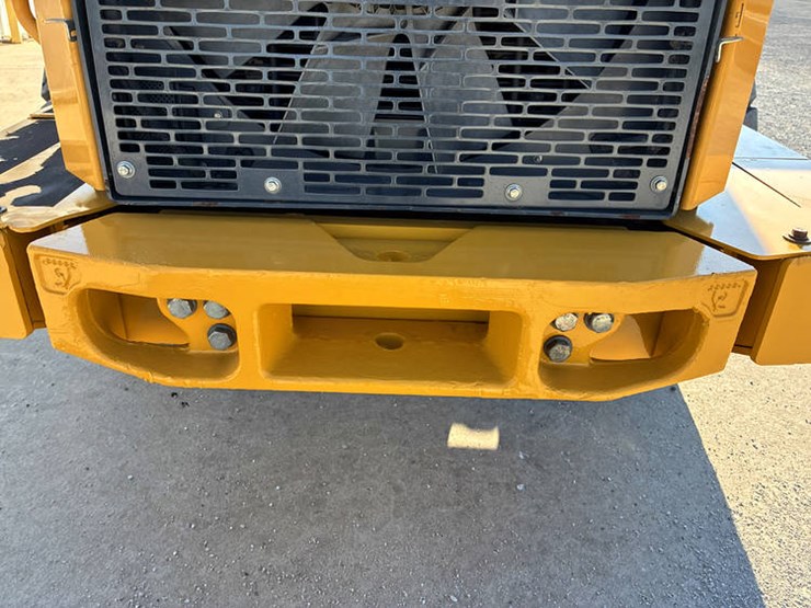 #122215-•-2019-jd-524l-#1dw524lzekf700961-image-34