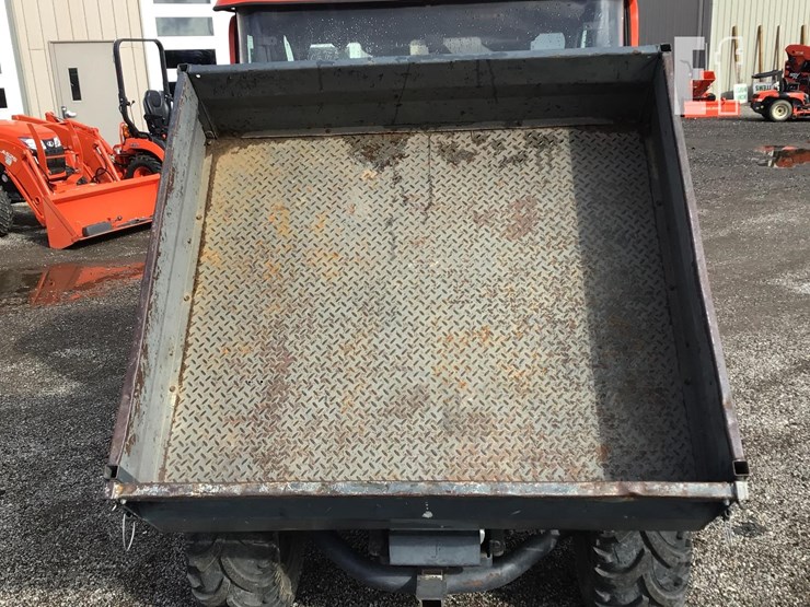 2010-kubota-rtv900g-image-10