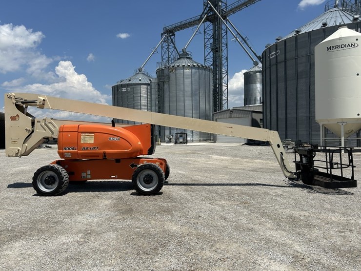 2008-jlg-800a-image-17