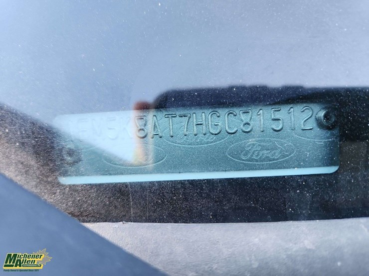 2017-ford-explorer-image-6