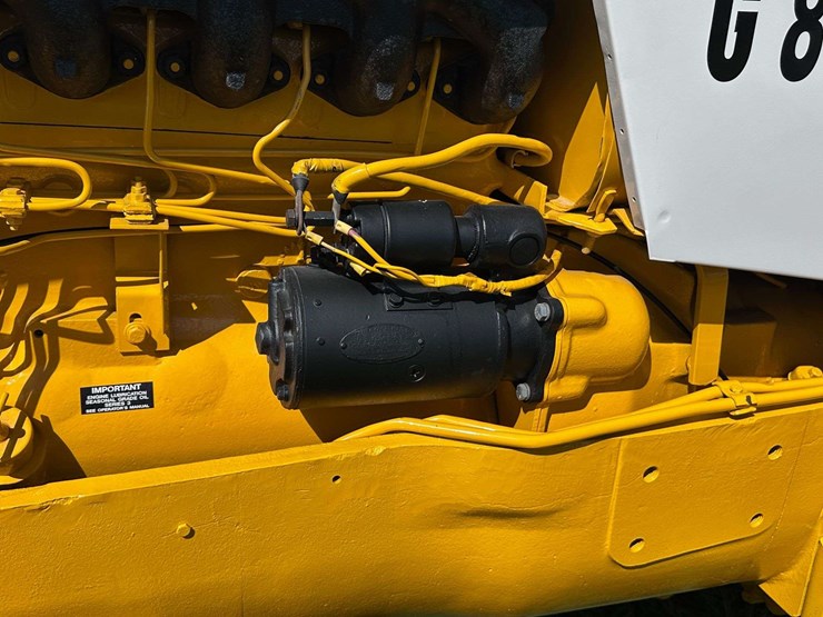 minneapolis-moline-g850-image-16