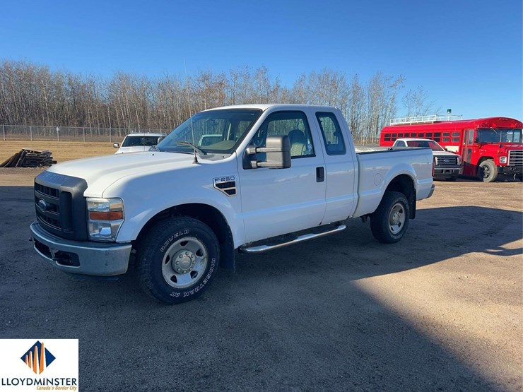 2009-ford-f250-image-1