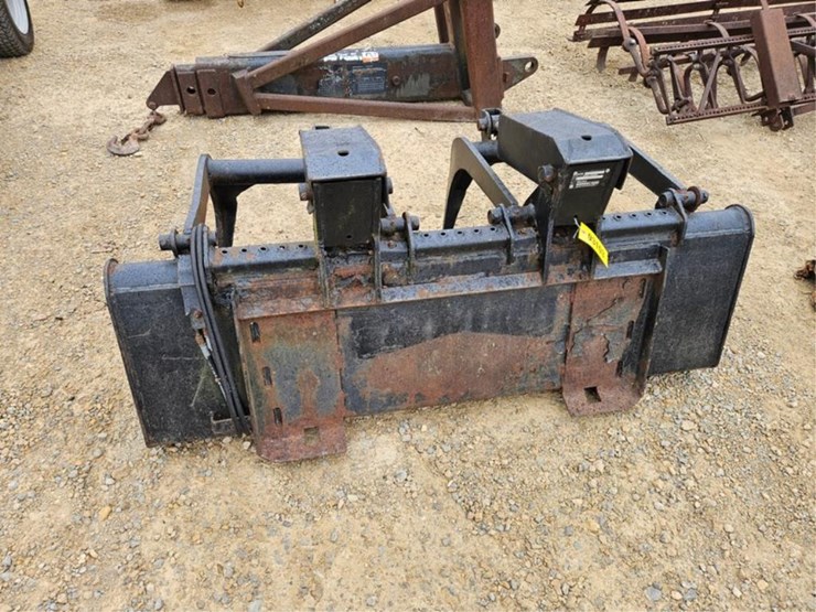 #3103-•-66"-grapple-bucket-image-4