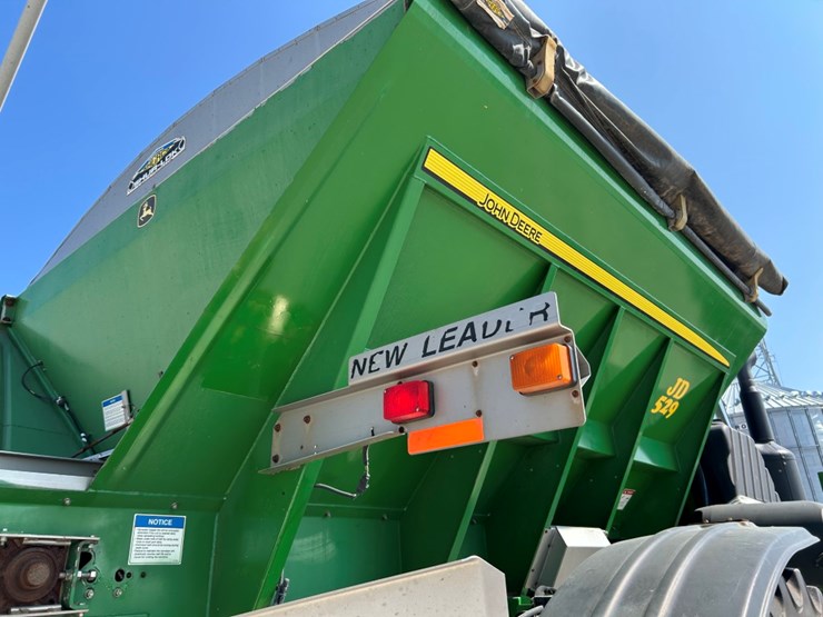 2012-john-deere-4940-image-28