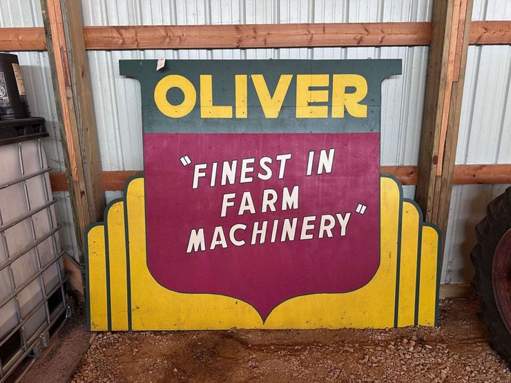 reproduction-oliver-“finest-in-farm-machinery”-road-sign-image-1