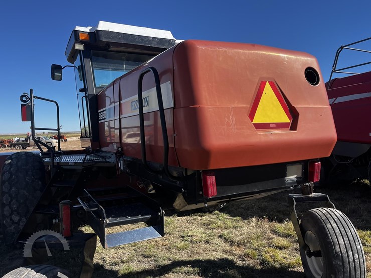 2005-hesston-9260-image-9