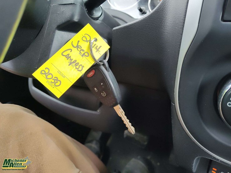 2014-jeep-compass-image-11