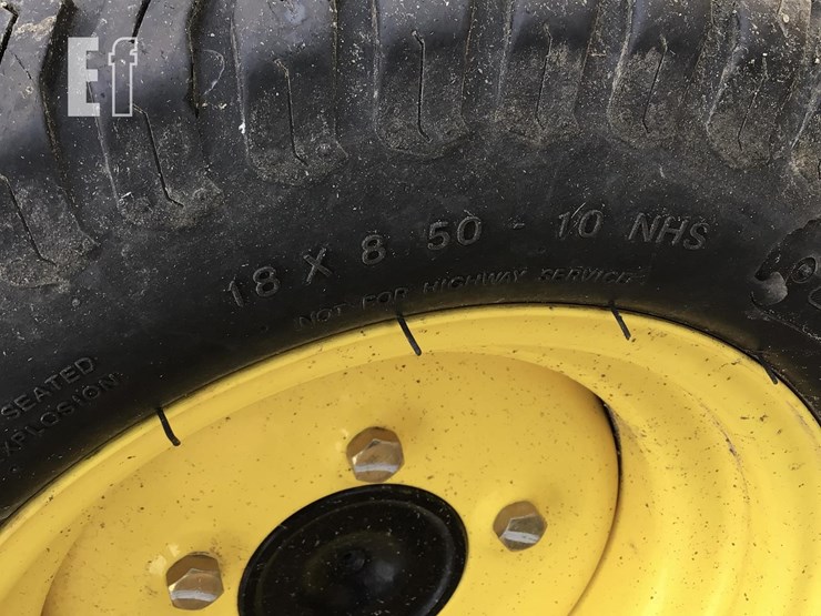 2004-john-deere-2210-image-20