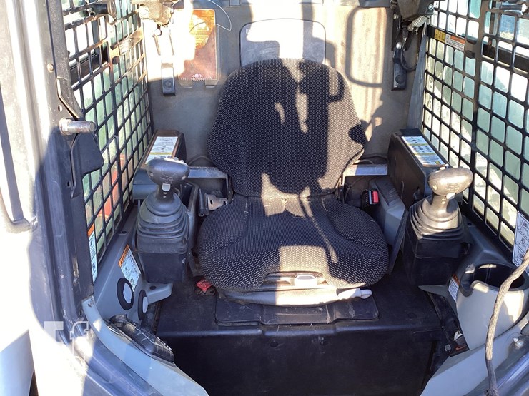 2020-bobcat-t870-image-14