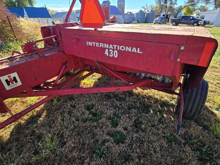 international-430-image-8