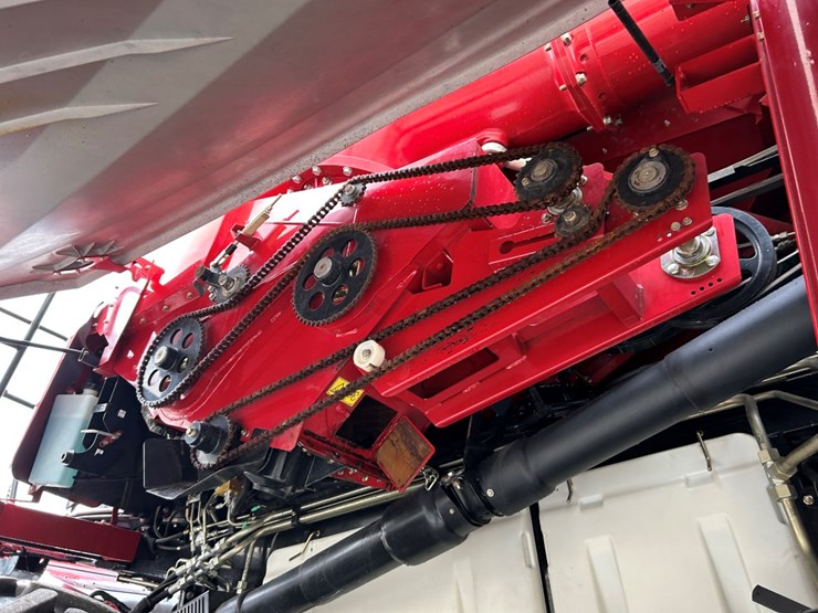 2019-case-ih-8250-image-75