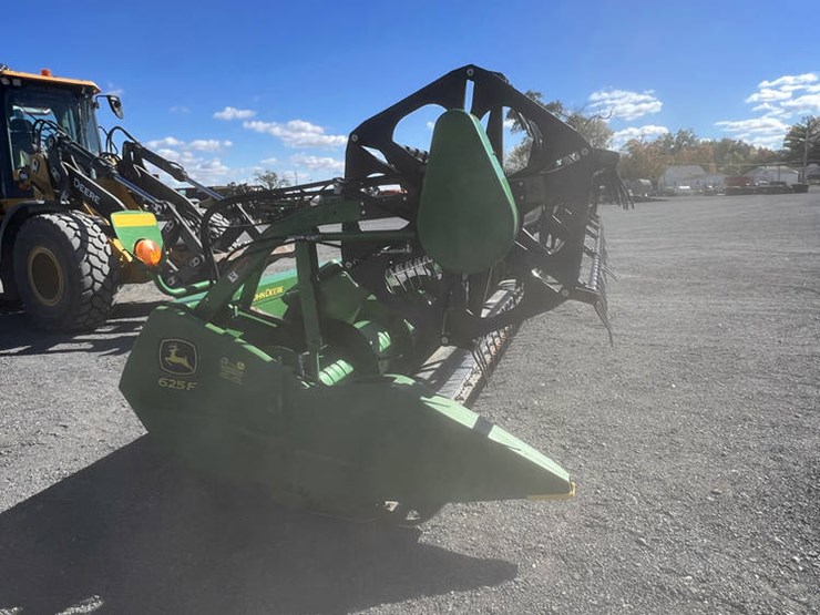 2012-john-deere-625f-image-13