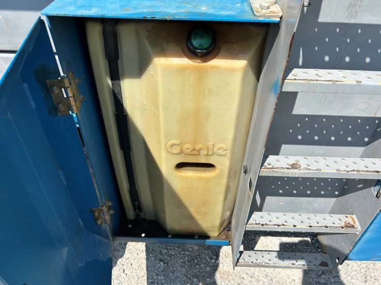 2014-genie-gs4390rt-image-37