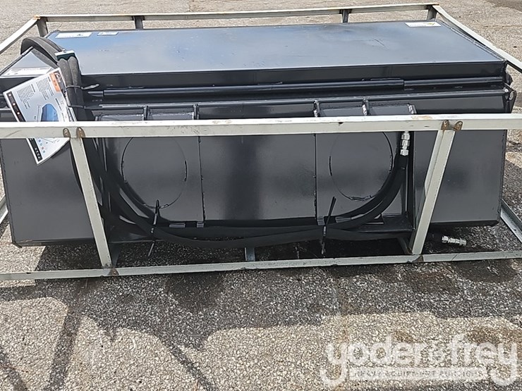unused-72"-broom-sweeper-(ss-72w)-to-suit-skidsteer-image-7