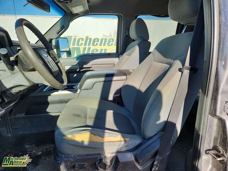 2011-ford-f250-image-16