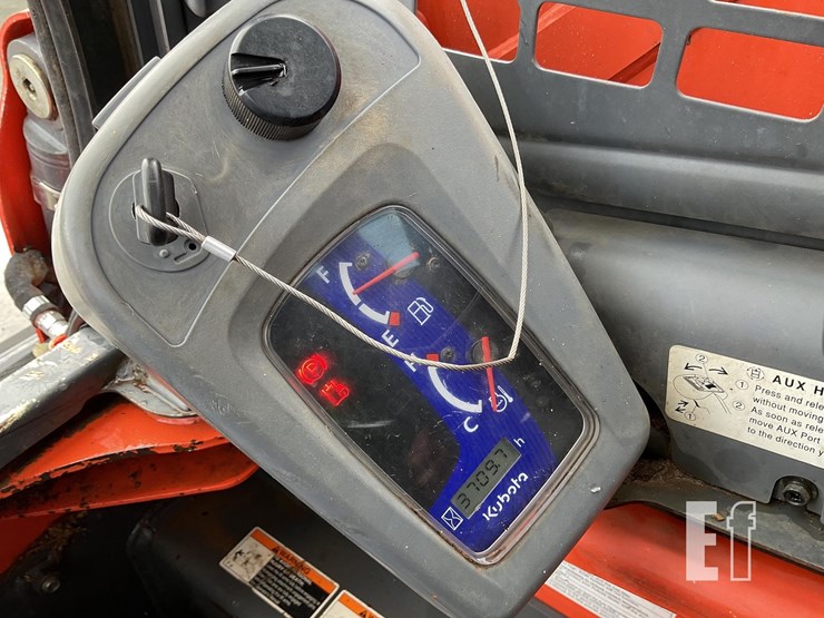 2017-kubota-ssv65-image-17