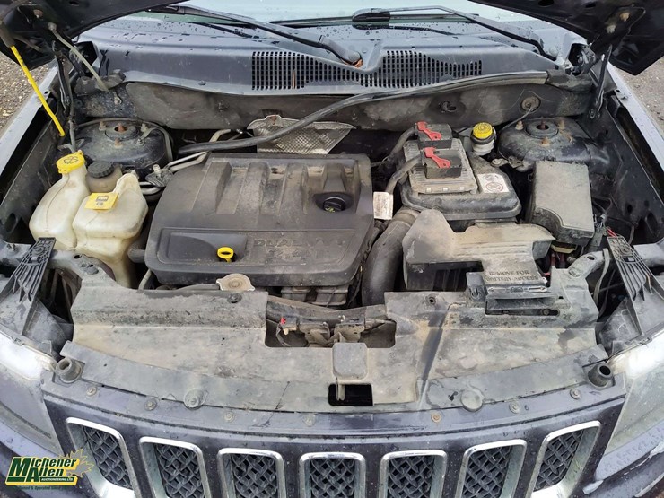 2014-jeep-compass-image-26