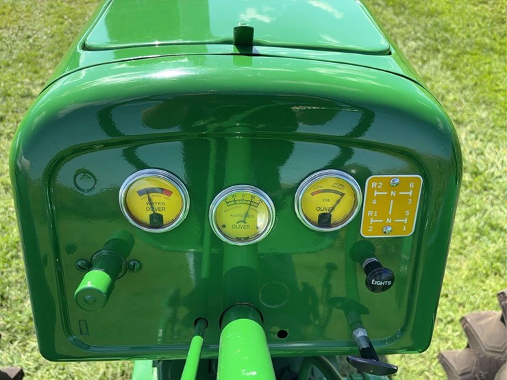 oliver-super-88-image-57