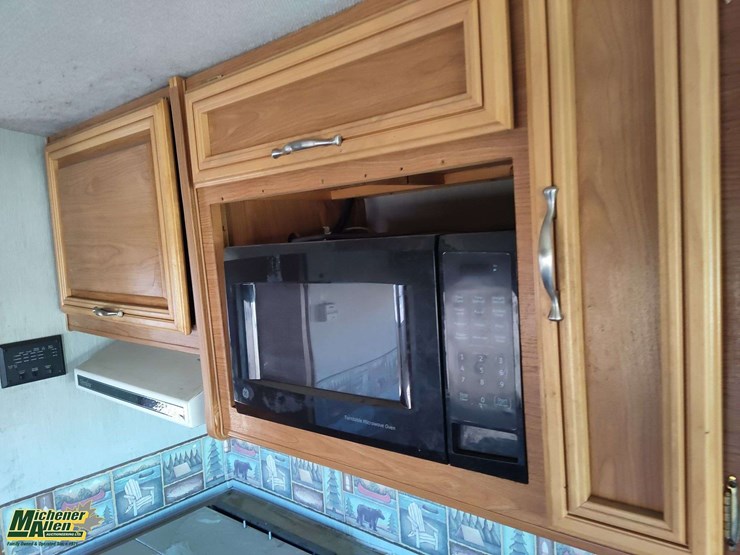 1996-chevrolet-p30-image-30