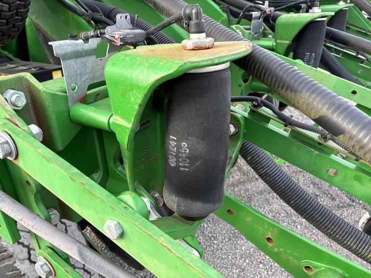 2018-john-deere-1795-image-58