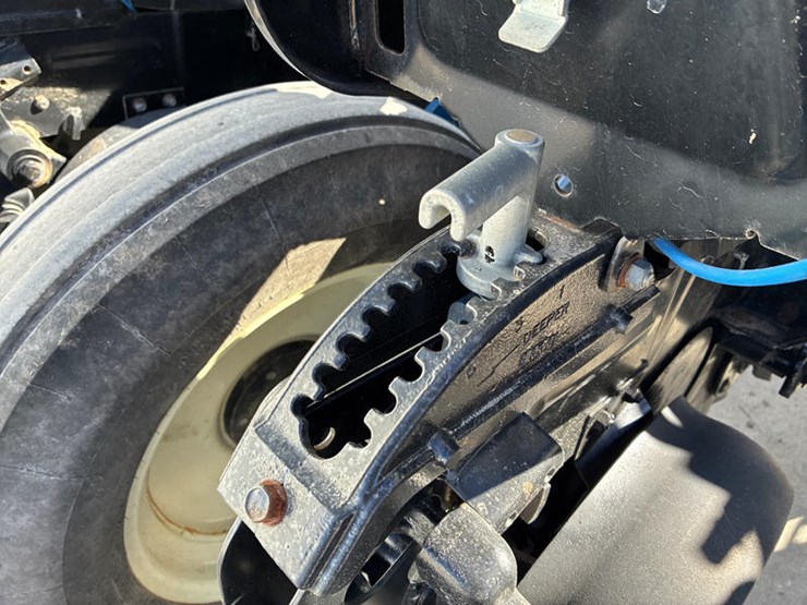 2014-kinze-3000-image-44