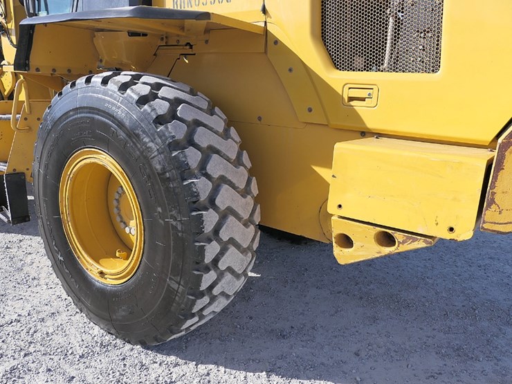 2014-caterpillar-930k-image-19