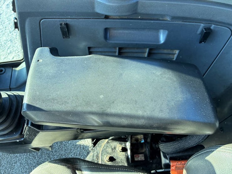 #122215-•-2019-jd-524l-#1dw524lzekf700961-image-81