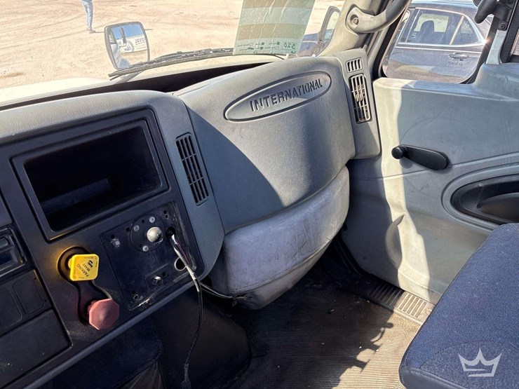 international-durastar-4300-image-23