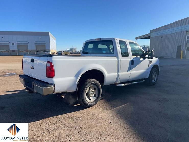 2009-ford-f250-image-3