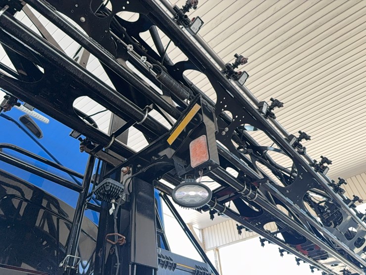 2023-new-holland-sp.310f-image-77