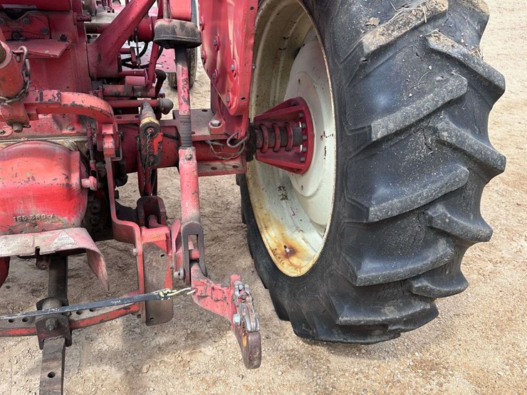 cockshutt-1555-image-24