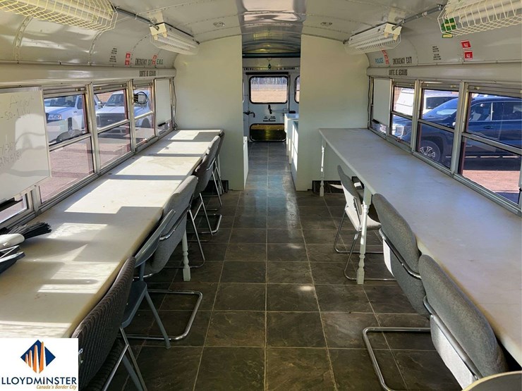 1987-international-1753-image-11