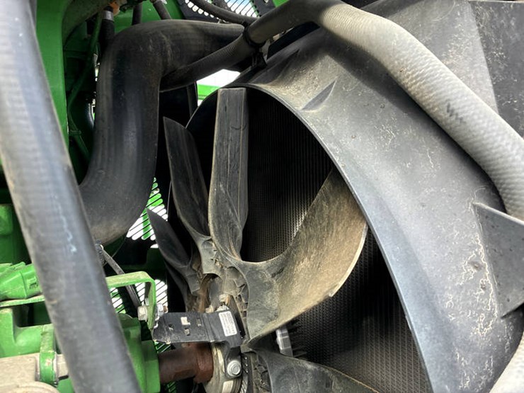 2014-john-deere-r4038-image-72