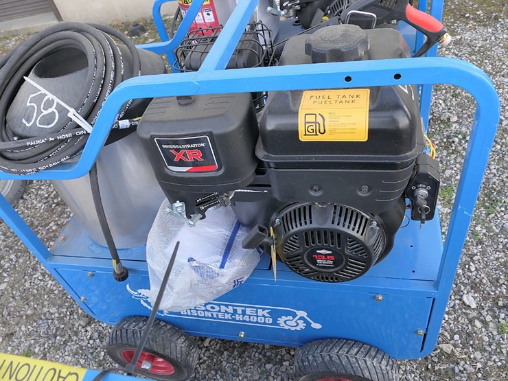 bisontek-h4000-portable-steam-cleaner,-gas-engine,-diesel-fired.-(tax)-image-1