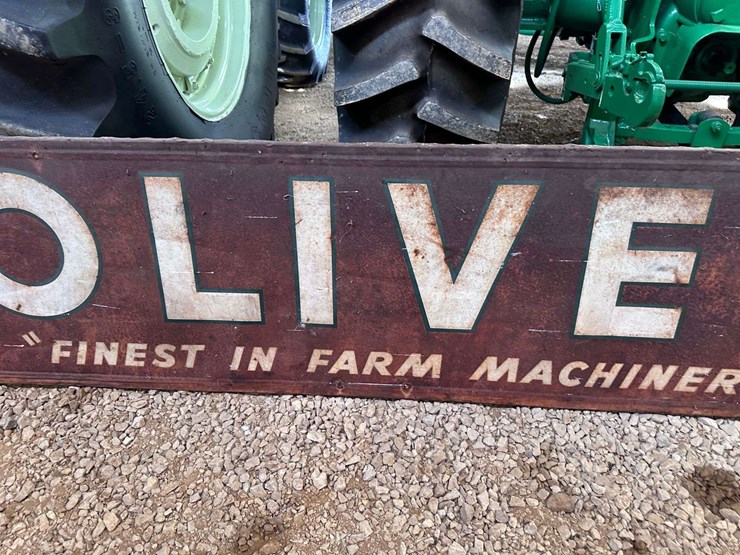 oliver-“finest-in-farm-machinery”-sign-image-3