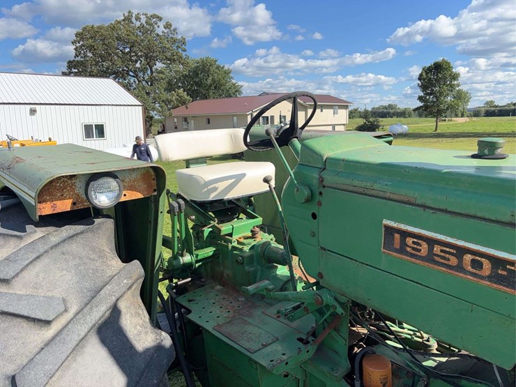 1950-oliver-1950-image-42