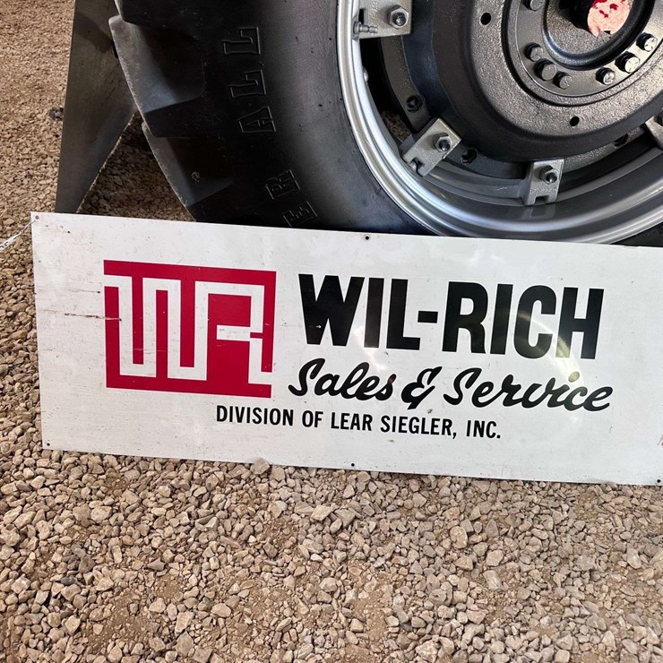 Wil-Rich Sales and Service Sign