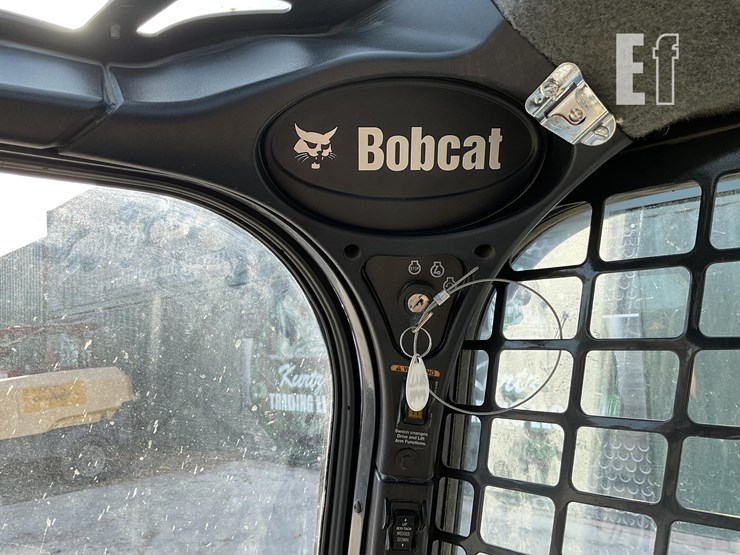 2020-bobcat-t770-image-17