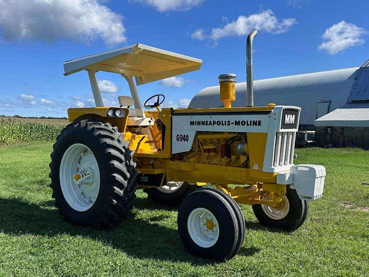 minneapolis-moline-g940-image-46