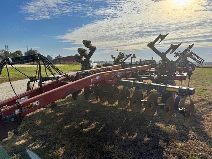 #114631-•-cih-730c-disc-ripper-#jfh0032688-image-1