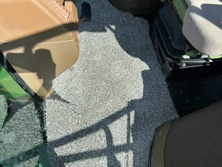 2012-john-deere-4940-image-29