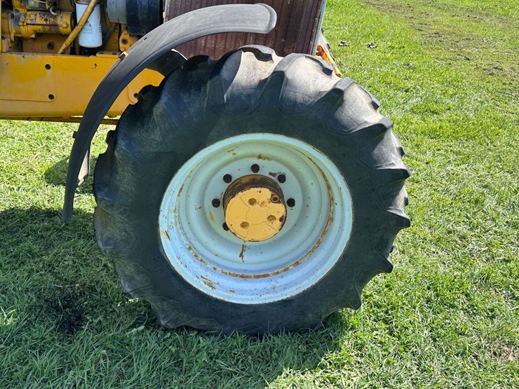 white-american-80-image-38