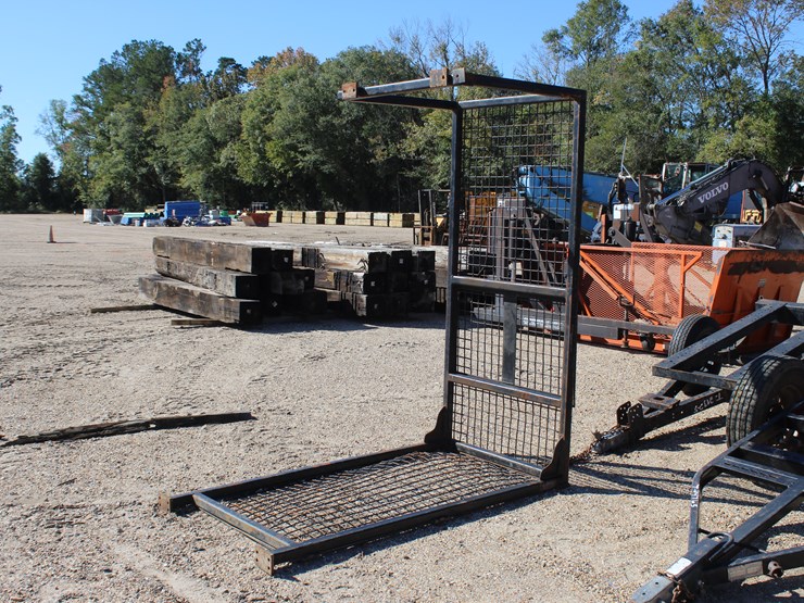 #3486-•-side-and-rear-guard-for-tractor-image-1