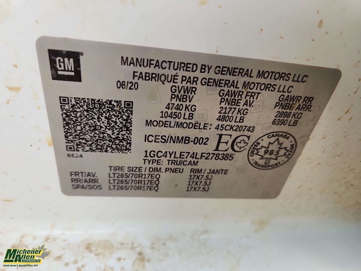 2020-chevrolet-silverado-2500hd-image-7